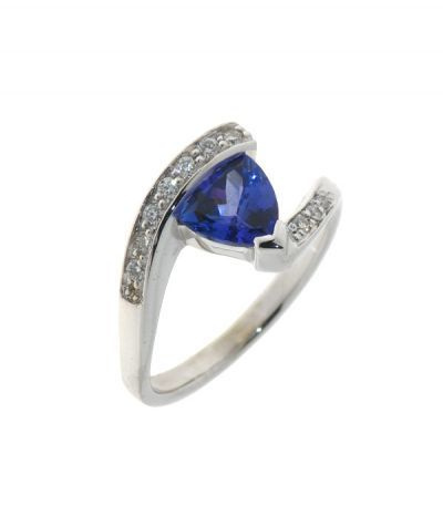 Bague Tanzanite Trillion 6.5mm et Diamant Or Blanc Ref. 26546