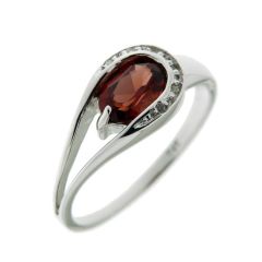 Bague Or Blanc 375 Grenat Ovale 7x5mm et Diamant