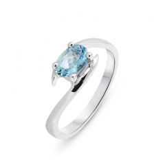 Bague Or Blanc Aigue Marine Ovale 7x5mm