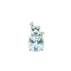 Pendentif Or Blanc 750 Topazes bleues traitées Coussin et Diamants