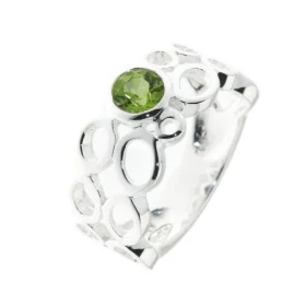 Bague style très actuel sertie d une pierre ronde La pierre varieté Péridot est taillée à facettes La pierre Péridot mesur...