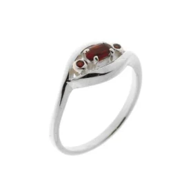  Bague Argent 925 Grenat , mod&egrave;le fantaisie serti d une pierre ovale 5x3mm deux petites pierres 