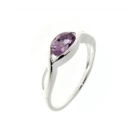 Bague Argent 925 Améthyste sertie d une pierre ovale 7 x 5 mm Largeur sur doigt (vue dessus) : 6.7 mm 