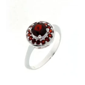 Bague Argent 925 Grenat sertie d une pierre centrale 6 mm 14 pierres 1.8mm entourage Largeur sur doigt (vue dessus) : 11.6...