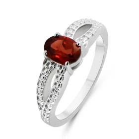 Bague Argent Rhodié Grenat Ovale 7x5mm Bague sertie d une pierre ovale 7x5mm Corps motifs perlés Pierre sertie à griffes L...