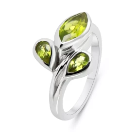 Bague Argent Rhodié Péridot Poires Navette Bague sertie d une pierre taille navette 10x5mm deux poires 5x4mm Pierres serti...