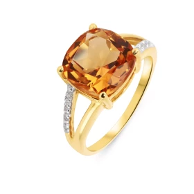  Bague Or Jaune 375 Citrine Diamant Cette bague est ornée d une Citrine taille coussin La pierre mesure 10x10mm, elle est ...