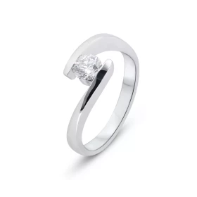  Bague Or Blanc 750 Diamant Cette bague est sertie d un diamant 4.6mm (0,40 carat) Couleur i et pureté Si2. Type sertissag...