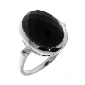 Bague style intemporel sertie d une pierre ovale La pierre varieté Onyx est taillée d une manière très originale (taille f...