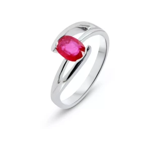  Bague Or Blanc 750 sertie d un Rubis ovale 7x5mm Serti demi clos Poids rubis : 0.98 carat 
