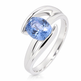  Bague Or Blanc 750 sertie d un Saphir Ceylan Pierre Ovale 9x7mm Qualité Saphir : AAA Serti demi clos Largeur bague (sur d...
