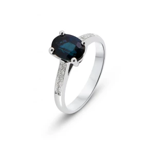  Bague Or Blanc 750 Saphir Ovale 8x6mm Diamant Saphir ovale 8x6mm (1,7 carat) 10 Diamants 1,2mm pour un poids total 0,085 ...