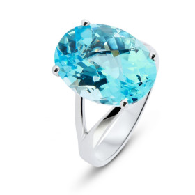  Bague Or Blanc 750 sertie d une Topaze Bleue traitée Ovale 16x12mm (10.6 carats) Serti à griffes 