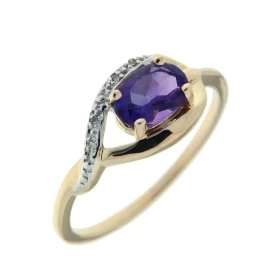 Bague Or jaune 375 sertie d une améthyste ovale 7x5mm 4 diamants Largeur bague (sur doigt, vue dessus) : 8,2mm Poids Diama...