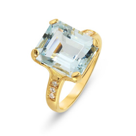  Bague Or Jaune 750 Aigue Marine Diamant Aigue Marine rectangulaire 12x10mm sertie à griffes 3 diamants sont sertis chaque...