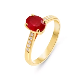 Bague Or Jaune 750 Solitaire Rubis Diamant Cette bague est sertie d un Rubis Ovale 8x6mm (2 carats) 10 diamants entourage...