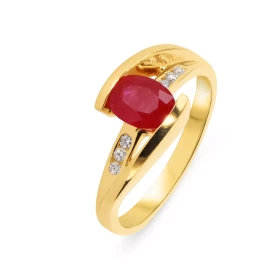  Bague Or jaune sertie d un Rubis ovale 7x5mm 6 diamants 1,4mm diamètre Largeur monture (vue dessus) : 9mm Poids Diamant :...