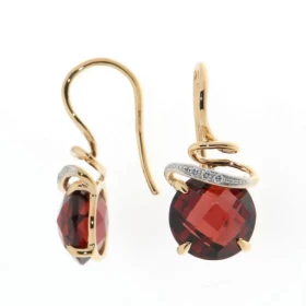  Boucles d oreilles pendantes Grenat Diamant Or Jaune 750 Ces magnifiques pierres taillées rose mesurent 8mm diamètre 3 di...