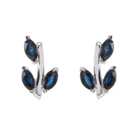Boucles d oreilles Or Blanc 750/1000 Saphir Dimensions des pierres : 4 x 2 mm Dimensions du motif : 11 x 6,5 mm 
