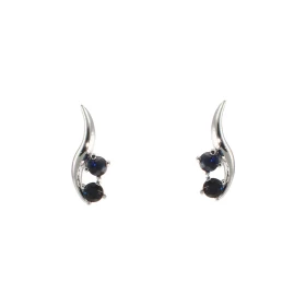 Boucles d oreilles Or Blanc 750/1000 Saphir Diamètre des pierres : 2 mm Dimensions du Motif : 10 x 4mm 