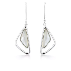 Boucles d oreilles pendantes Argent Nacre Motif Triangulaire 25x13mm Longueur : 44mm 