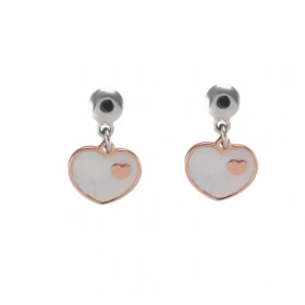 Boucles d oreilles pendantes argent rhodié flashé or rose composées d un coeur nacre Largeur : 11mm Longueur totale : 17mm...