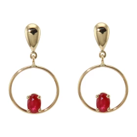  Boucles d oreilles pendantes Or Jaune 750 Rubis AAA Pierres ovales 6x4mm Poids total des Rubis : 1 carat Dimensions d une...
