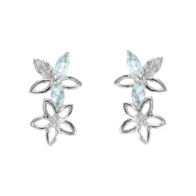 Boucles d oreilles Fleurs Or Blanc 375 Topaze bleue traitée Diamant Chaque boucle est sertie Topazes bleues traitées navet...