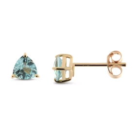 Puces d oreilles Topaze Bleue Traitée Or Jaune 375 Ces boucles sont serties pierres triangulaires 5x5mm les Topazes sont m...