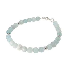 Bracelet Aigue Marine 6mm Argent Ce bracelet est composé pierres 6mm, 4 perles facettées Argent 4mm diamètre d une perle a...