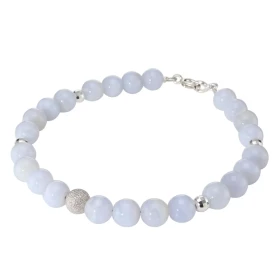 Bracelet Calcédoine 6mm Argent Ce bracelet est composé pierres 6mm, 4 perles facettées Argent 4mm diamètre d une perle arg...