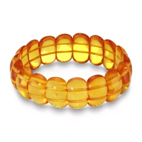 Bracelet Plaquettes Ambre 20.5mm x 18cm Ambre couleur cognac Enfilage sur élastique double Largeur : 20.5mm Longueur : 18c...