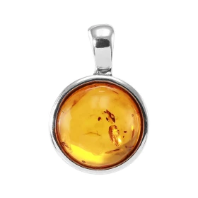 Pendentif argent une ambre ronde 15mm diamètre Ambre couleur cognac Dimension du pendentif bélière incluse : 18x25mm