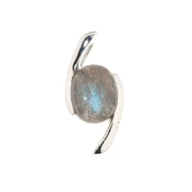 Pendentif Argent 925 serti d une Labradorite ovale 10x8mm Dimensions du pendentif (bélière incluse) : 28x18mm Passage chai...