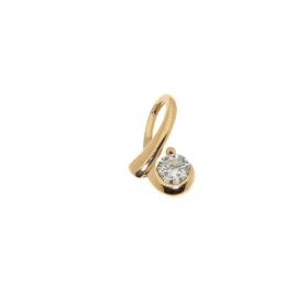 Pendentif Or Jaune serti d un Diamant 0,106 carat Dimensions du pendentif (bélière incluse) : 10 x 6mm Poids Diamant : 0,1...