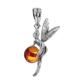  Pendentif Fée Ambre Rond Grand Modèle Ambre rond couleur cognac Dimensions du pendentif (bélière incluse) : 38x20mm 