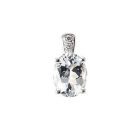  Pendentif Or Blanc 750 serti d une Aigue Marine Ovale 9x7mm (1,3 carat) 3 diamants pour un poids total 0,035 carat Dimens...
