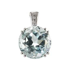  Pendentif Or Blanc 750 serti d une Aigue marine ronde 14mm 3 diamants Poids Aigue Marine : 10 carats Poids total Diamant ...