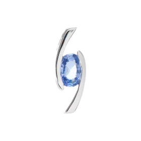 Pendentif Or Blanc 750 serti d un Saphir Ceylan ovale mesurant 7x5mm (0.95 carat) Dimensions du pendentif : 18x7mm