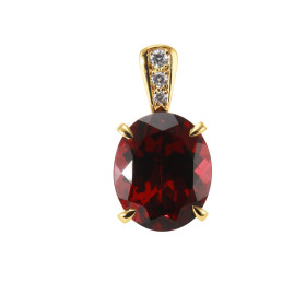  Pendentif Or Jaune 750 serti d un Grenat du Mozambique qualité AAA Pierre ovale 11x9mm Bélière sertie 3 diamants Serti gr...