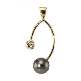  Pendentif Or Jaune 750 Perle culture Tahiti Diamant Perle culture Tahiti 8mm diamètre Poids Diamant : 0.035 carat Dimensi...