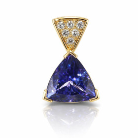  Pendentif Or Jaune 750 serti d une Tanzanite Trillion 8.5mm 3 Diamants ronds Tanzanite qualité AAA Dimensions du pendenti...