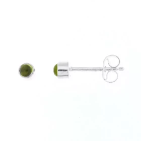 Puces d oreilles Argent Péridot Ces boucles d oreilles sont serties petites pierres rondes taillées cabochon Le diamètre d...