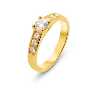  Solitaire épaulé Or Jaune 750 Diamant Bague sertie d un Diamant central 0.37 carat - Couleur F - Pureté Si2 6 diamants 2....