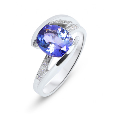 Bague Or Blanc  Tanzanite Ovale 9x7mm et Diamant
