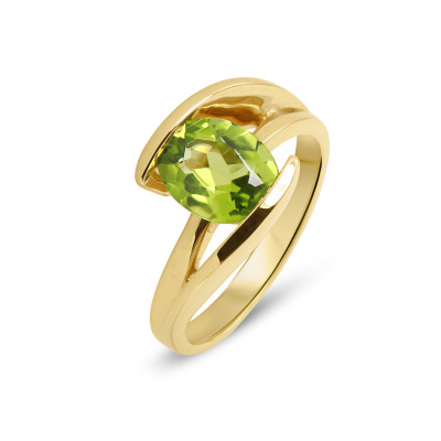 Bague Or Jaune 750 Péridot Ovale 9x7mm AAA