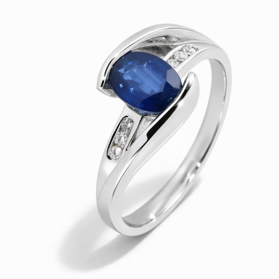 Bague Saphir Ovale 7x5mm et Diamant en Or Blanc 750