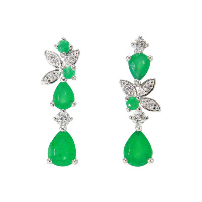 Boucles d'oreilles Pendantes Asymétriques en Or Blanc 750 Emeraude et Diamant