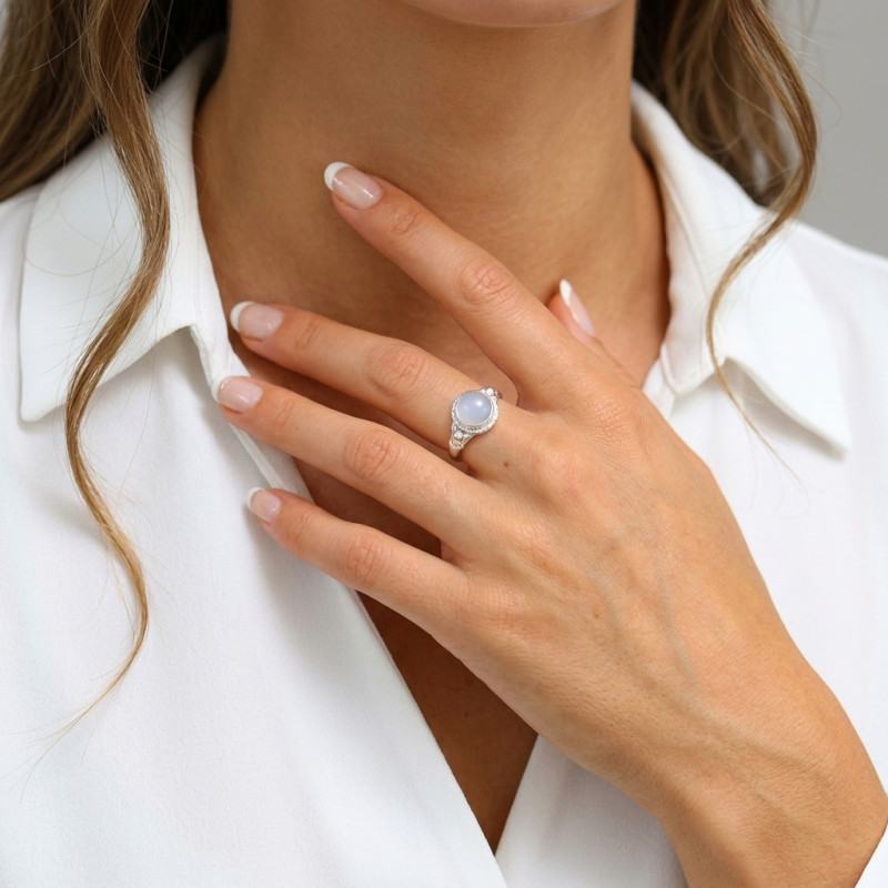 Bague Argent 925 Calcédoine Cabochon Rond 8mm porté