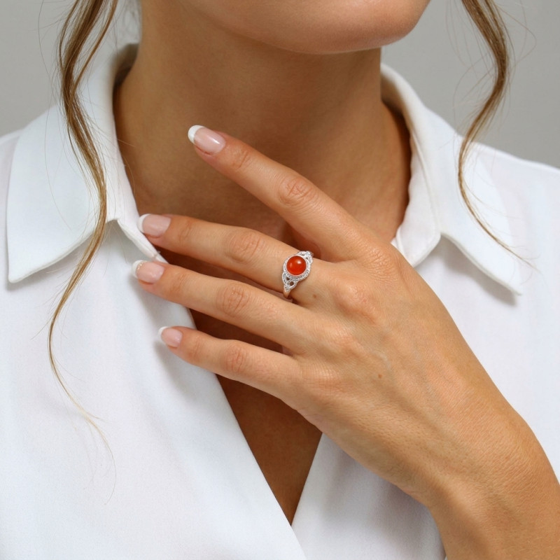 Bague Argent 925 Cornaline Cabochon Rond 7mm porté